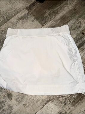 Columbia White Women’s Sport Skort (SKU 5025)